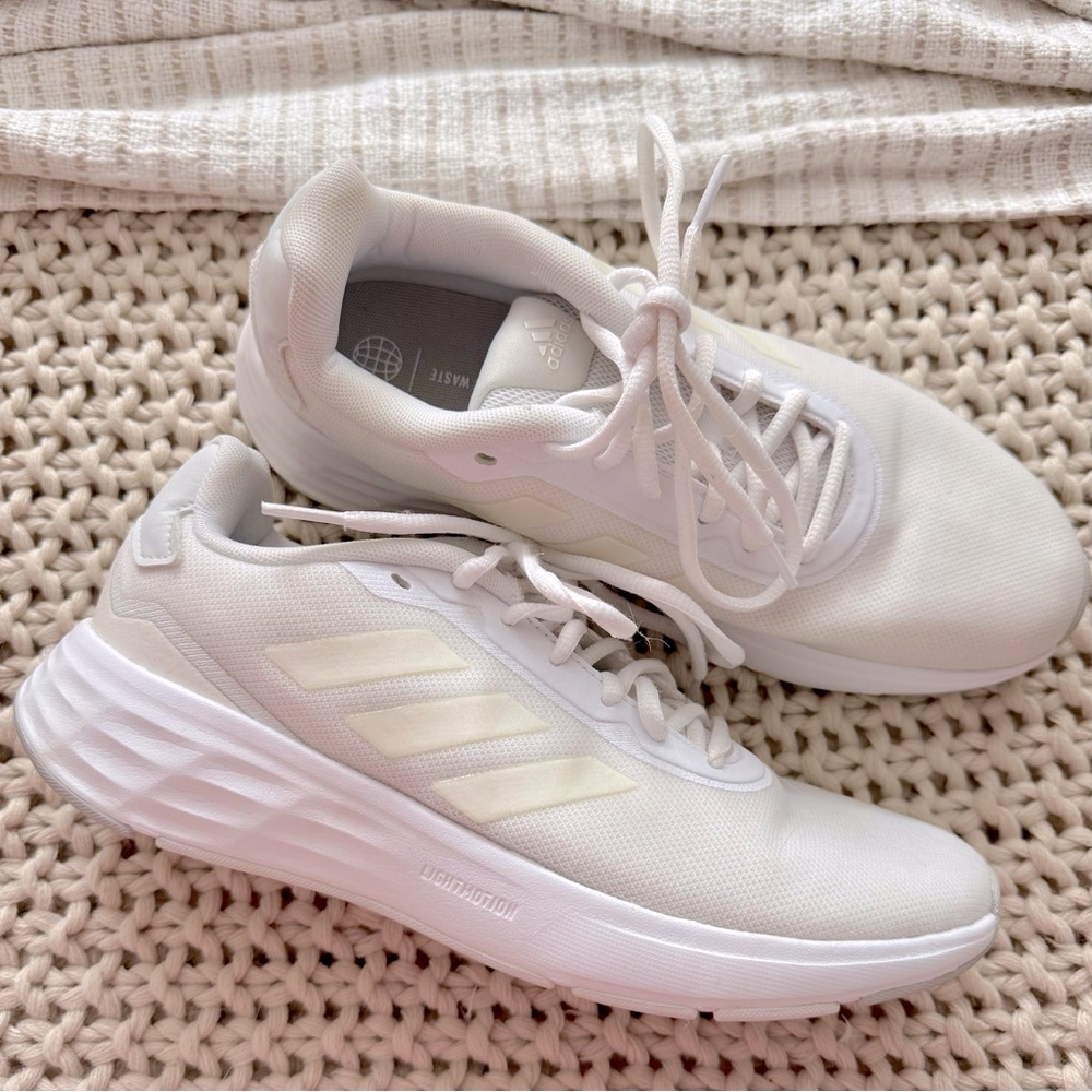 Adidas Start Your Run Women's White Sneakers, 7.5